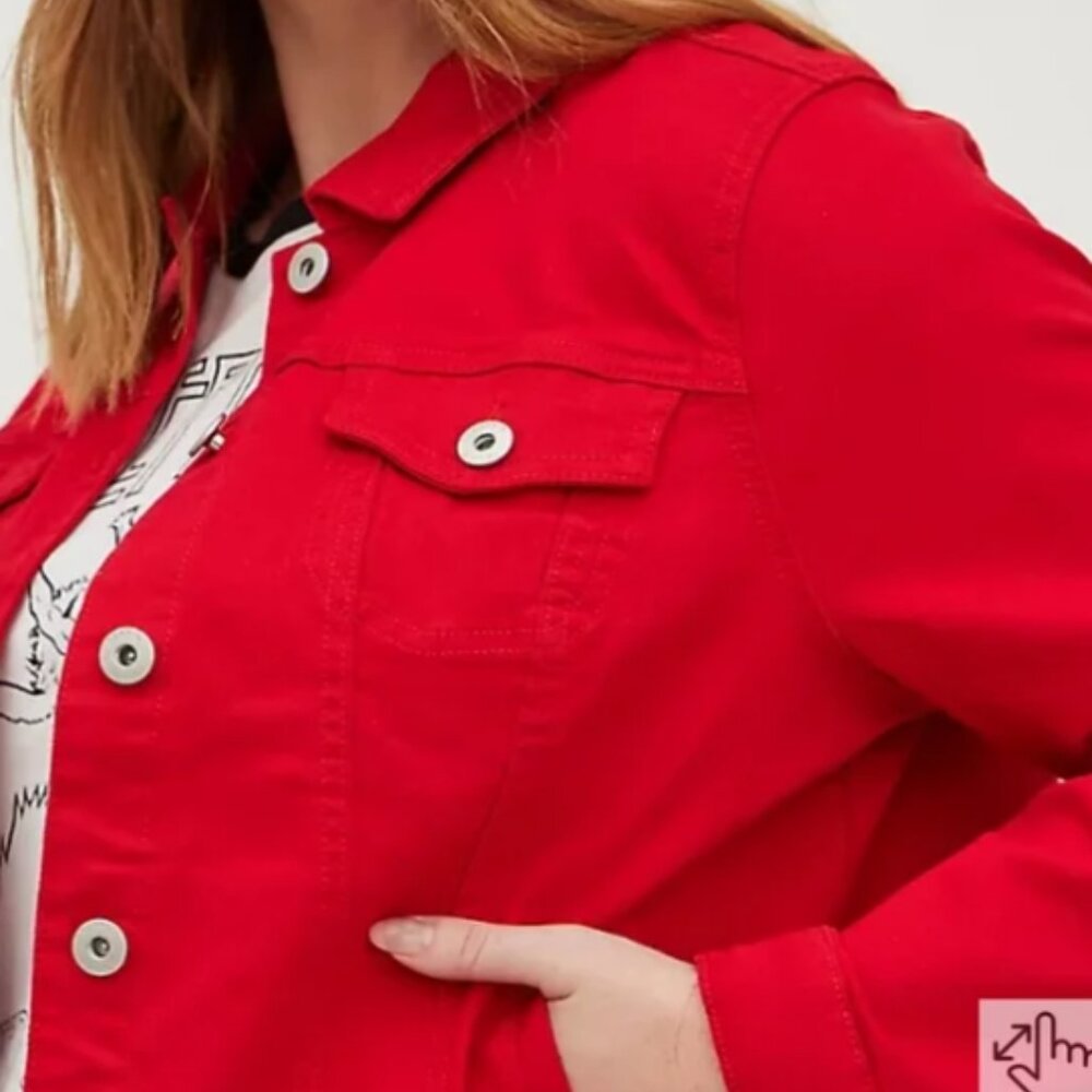 Torrid NWT Ruby Red Denim Trucker Jacket Size 3 - Picture 3 of 10